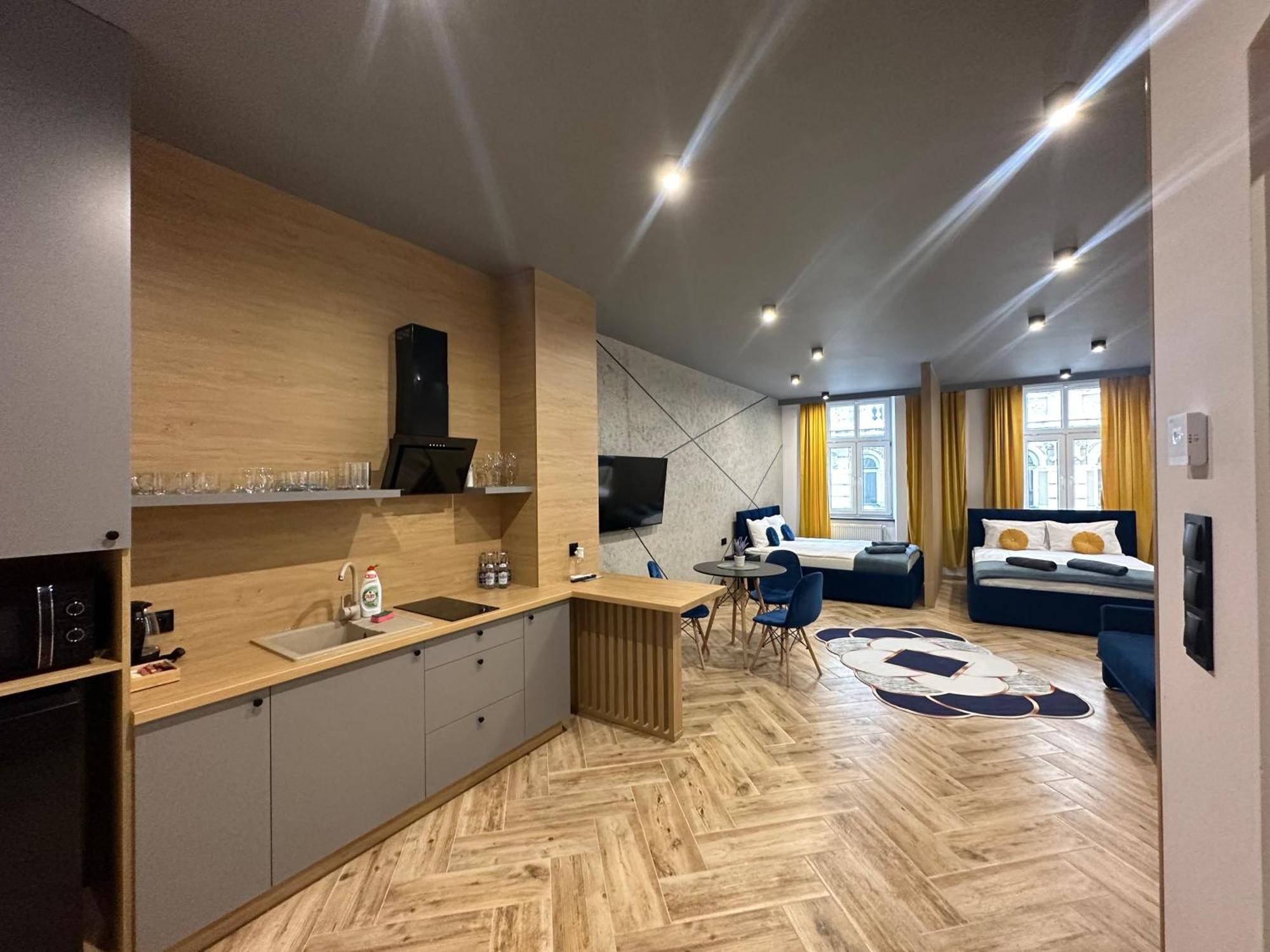 Loft House Apartments Przemyśl Exteriör bild